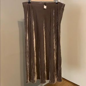 NWT Banana Republic Velvet Skirt